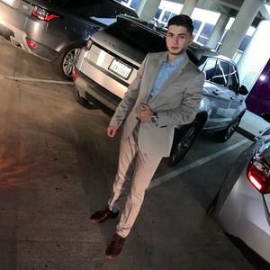 Meet your Posher, Frank